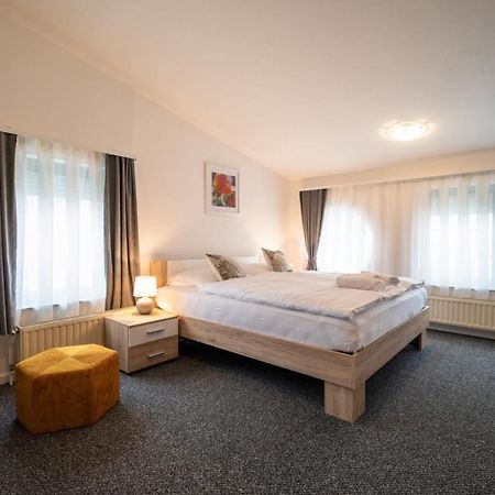 Four Roses Bed & Breakfast Zagreb Eksteriør bilde